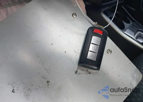 2018 Mitsubishi Outlander Le from USA, damaged, VIN JA4AD3A34JZ026417